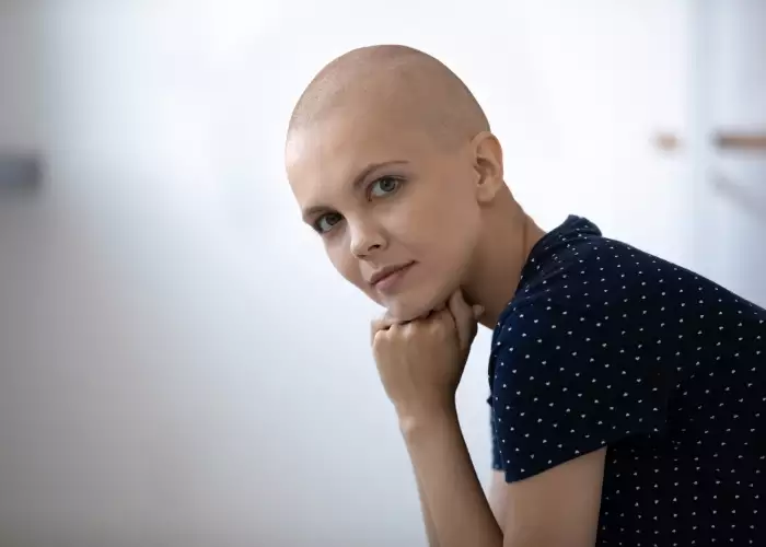 تفسير حلم مرض السرطان وسقوط الشعر