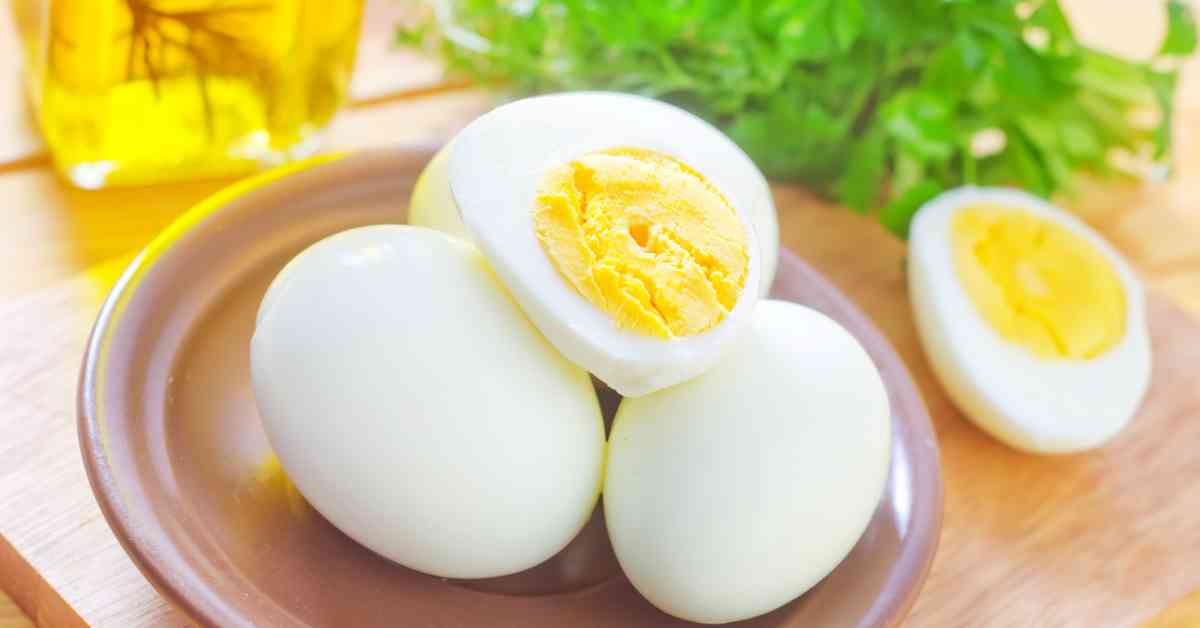 تفسير رؤية طبخ البيض في المنام للعزباء